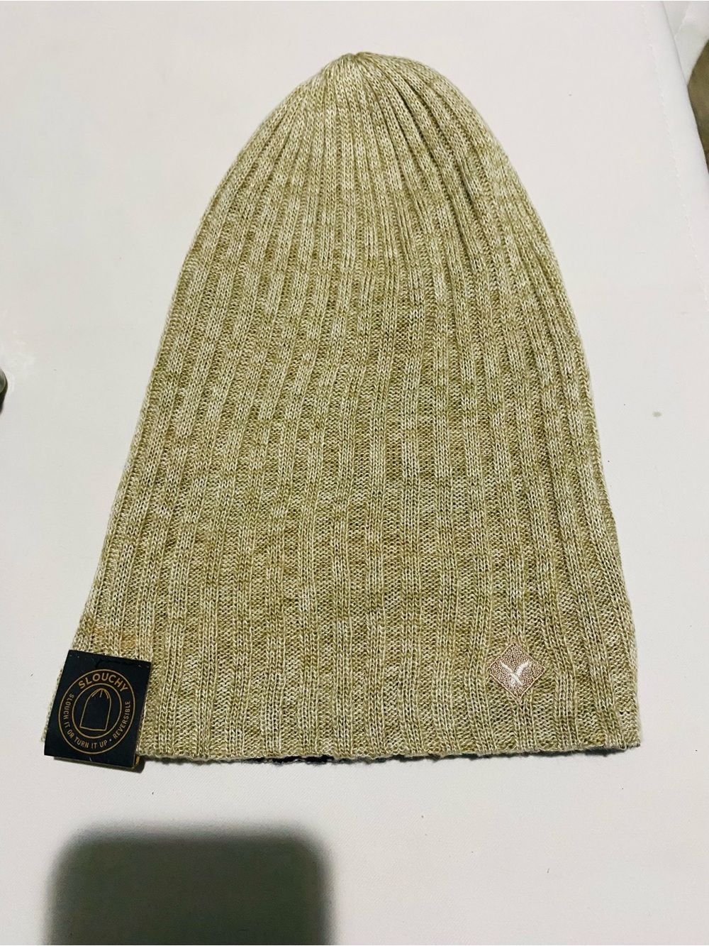 NWT American Eagle Outfitters  reversible Beige Ribbed Slouchy Beanie